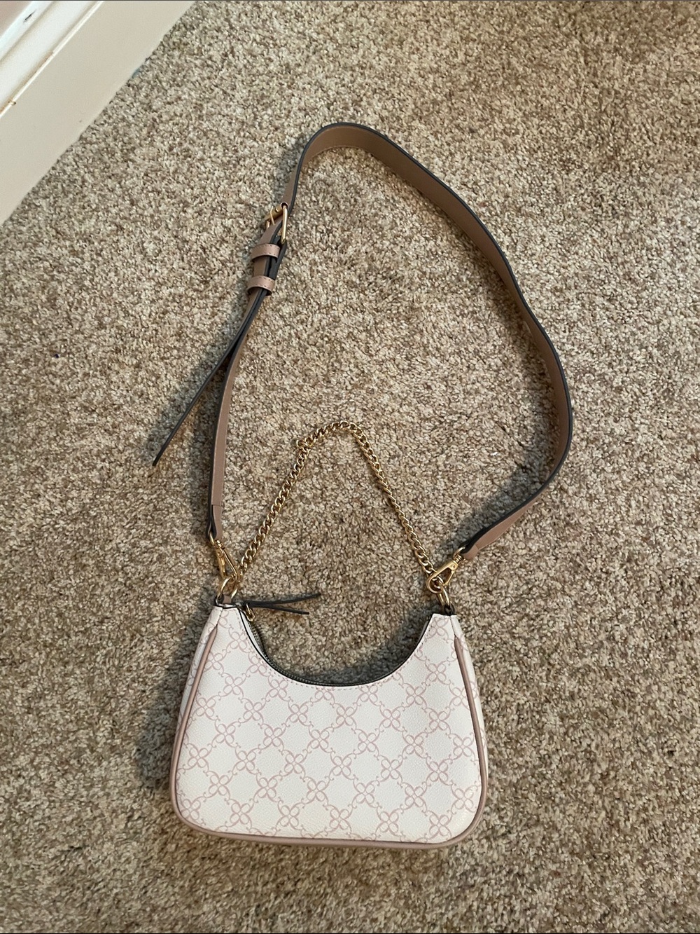Nine West Blush Pink Patterned Shoulder Bag with Gold Chain Strap - Picture 3 of 3
